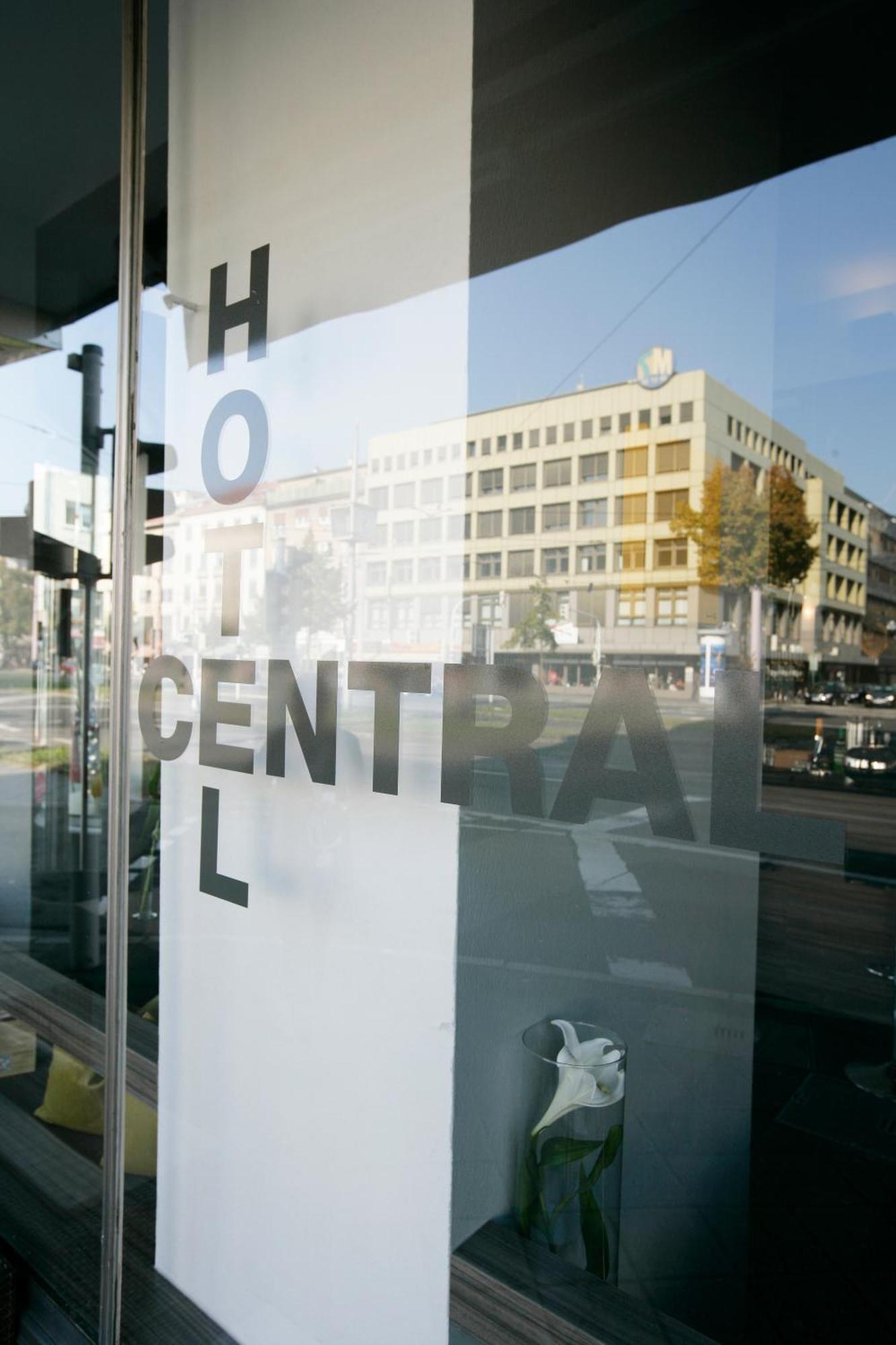 Central Hotel MHG Zewnętrze zdjęcie